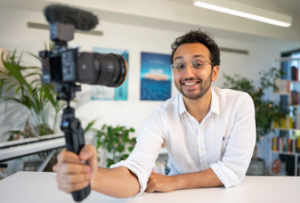 Ali Abdaal – Camera Confidence