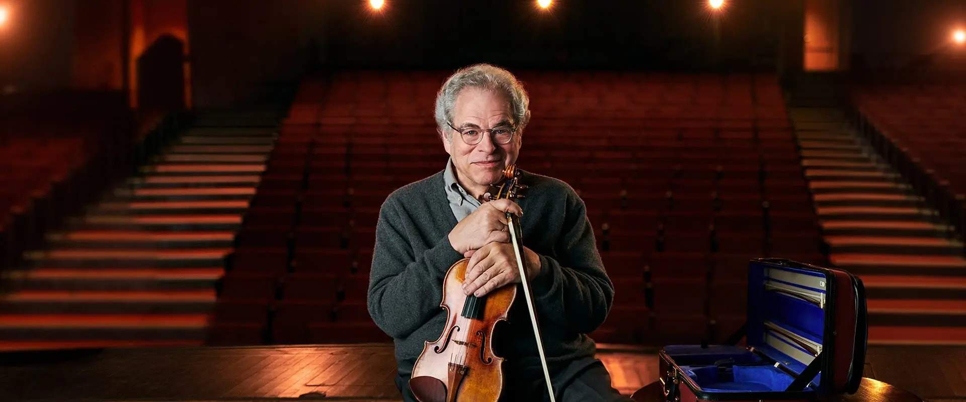 Itzhak Perlman - MasterClass - Teaches Violin